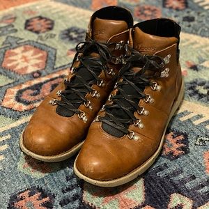 Danner Vertigo 917 Light Brown Boots